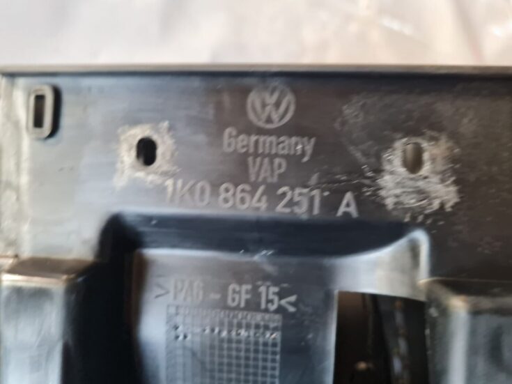 Roku balsts priekš VW GOLF 5 2004