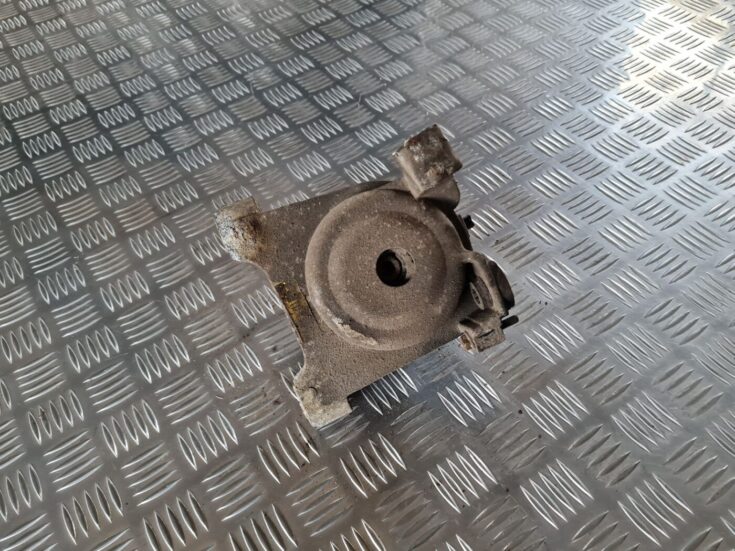 Dzinēja spilvens priekš FIAT STILO 2003