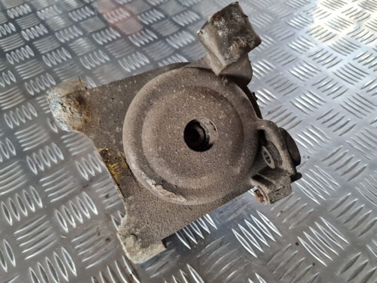 Dzinēja spilvens priekš FIAT STILO 2003