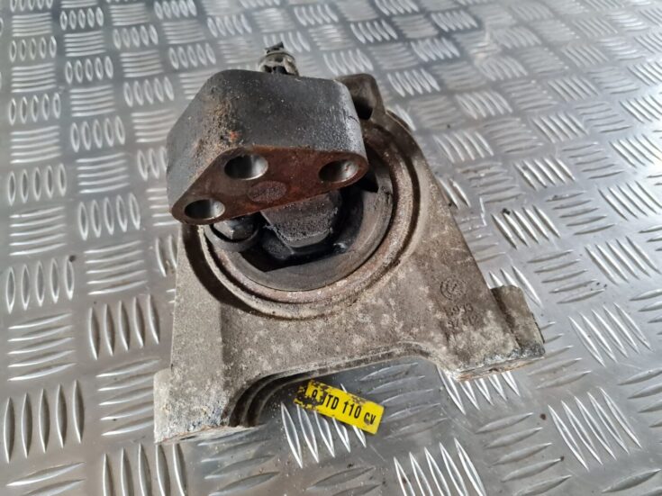 Dzinēja spilvens priekš FIAT STILO 2003