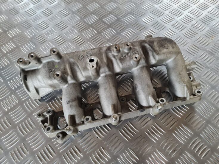 Ieplūdes kolektors priekš FIAT STILO 2003