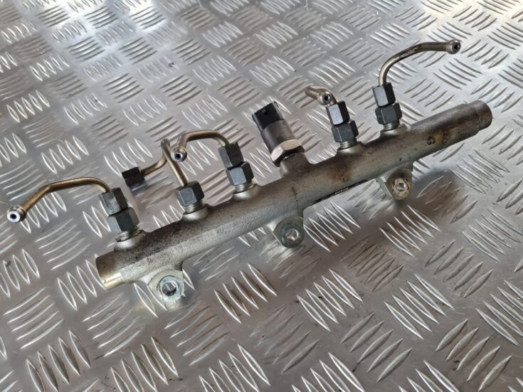 Degvielas sadales caurule priekš FIAT STILO 2003