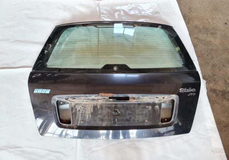 Bagāžnieka vāks priekš FIAT STILO 2003