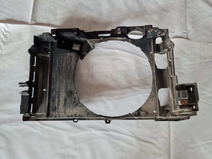 Dzesēšanas radiatora ventilatora korpuss priekš FIAT STILO 2003
