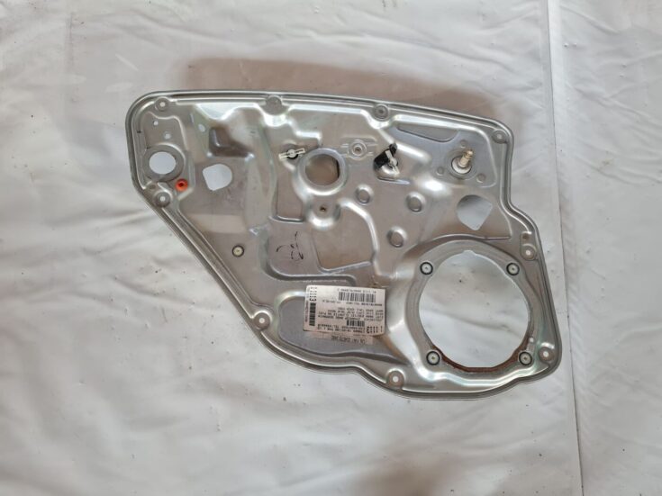 Stikla pacelšanas mehānisma panele priekš FIAT STILO 2003