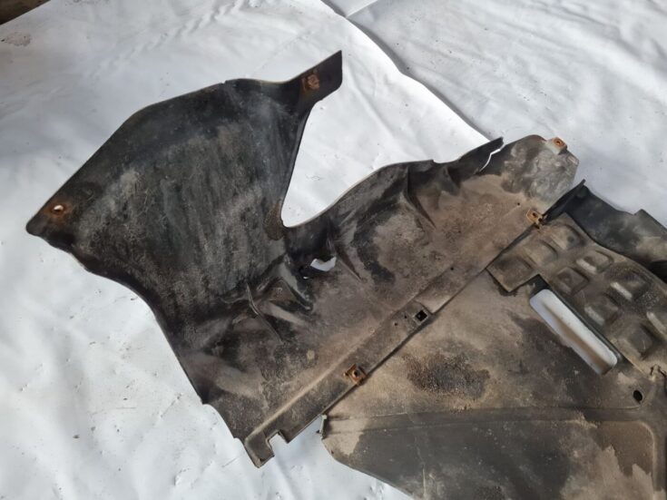 Dzinēja aizsargs priekš FIAT STILO 2003