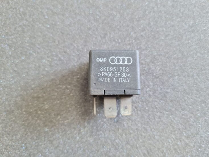Drošinātāju releja priekš AUDI