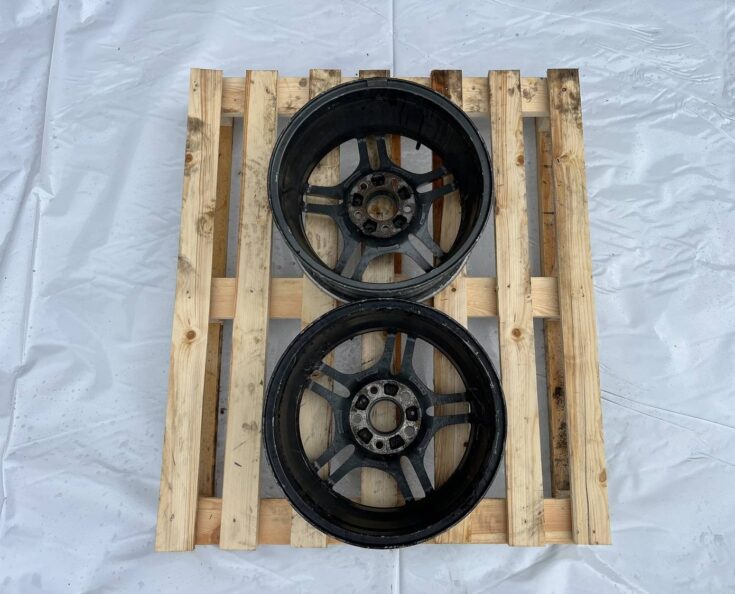 Alumīnija disku komplekts (2 gab) priekš BMW 525 E60 2004 BLACK