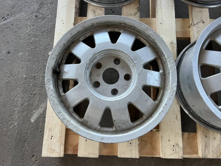 Alumīnija disku komplekts priekš AUDI A4 1996