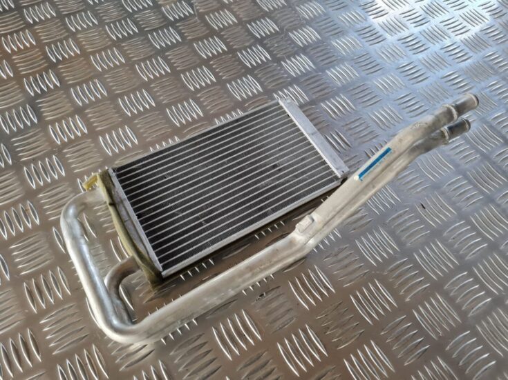 Apsildes sistēmas radiators priekš DODGE JOURNEY 2010