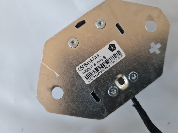 Antenas pastiprinātāja bloks priekš DODGE JOURNEY 2010