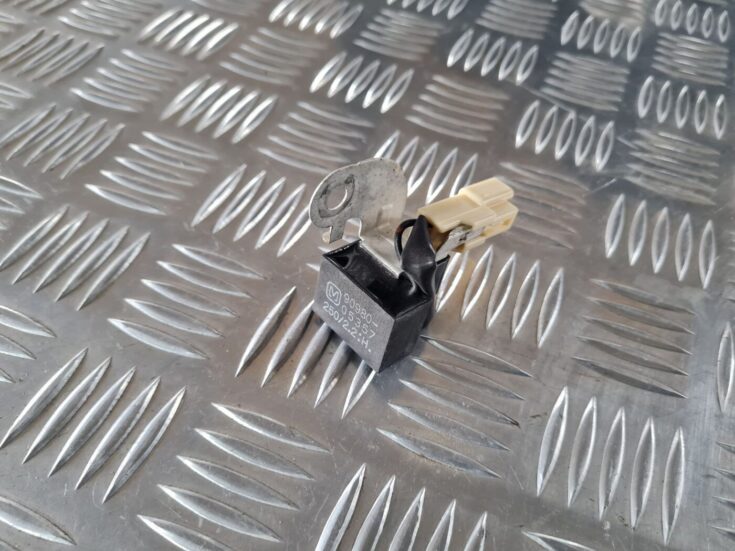 Antenas pastiprinātāja bloks priekš TOYOTA AURIS 2007