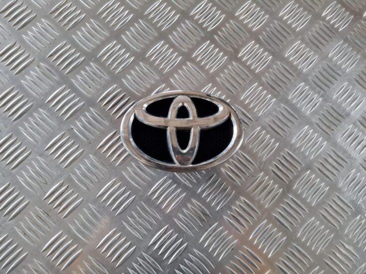 Logotips/Emblema priekš TOYOTA AURIS 2007