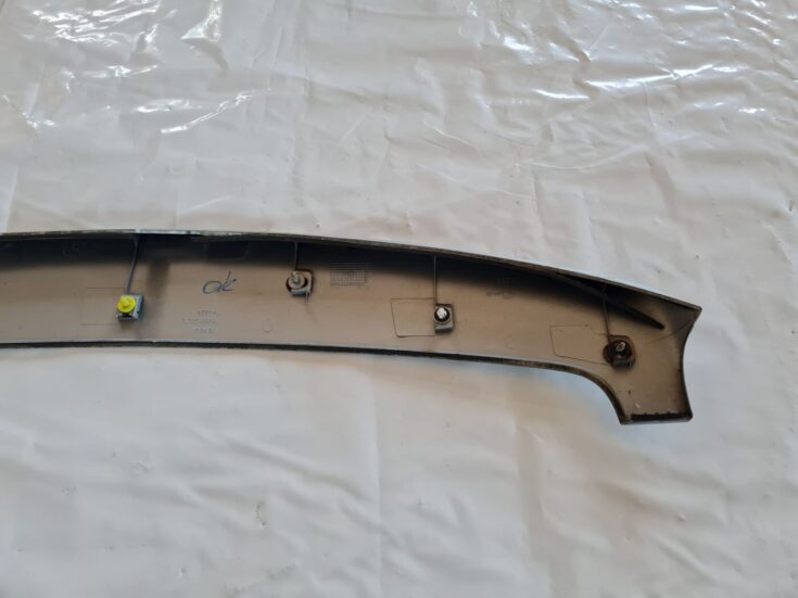 Bagāžnieka vāka spoileris priekš TOYOTA AURIS 2007