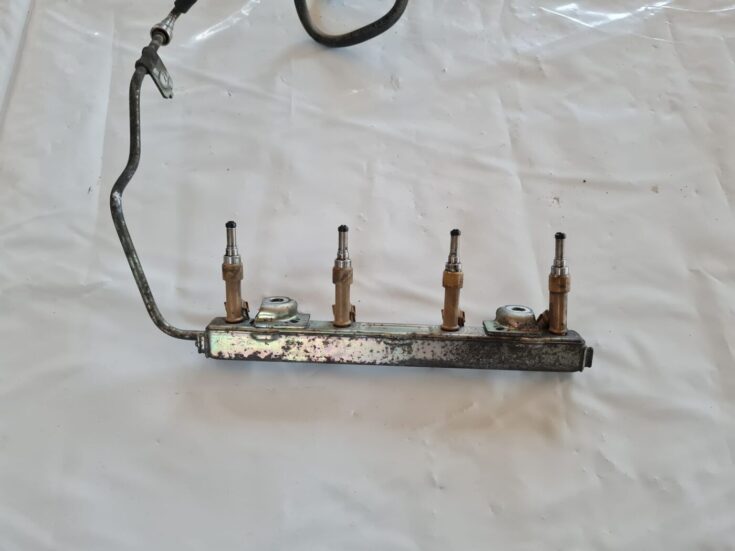 Degvielas sadales caurule priekš TOYOTA AURIS 2007