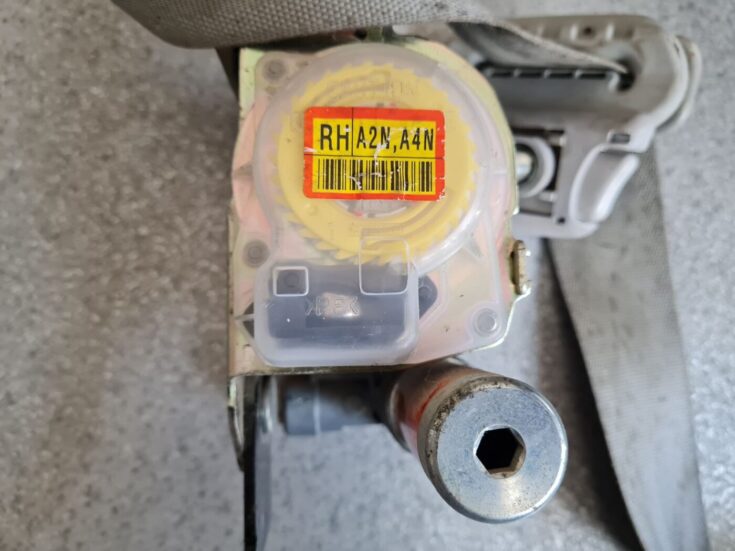 Priekšējā labā drošības josta priekš KIA PICANTO 2006