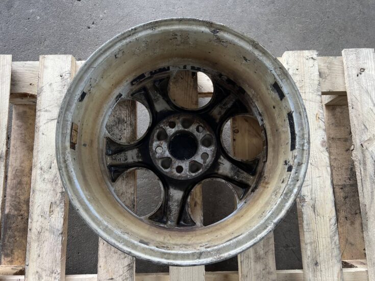 Lietais disks - vieglmetāla priekš VOLVO V70 2003 GREY