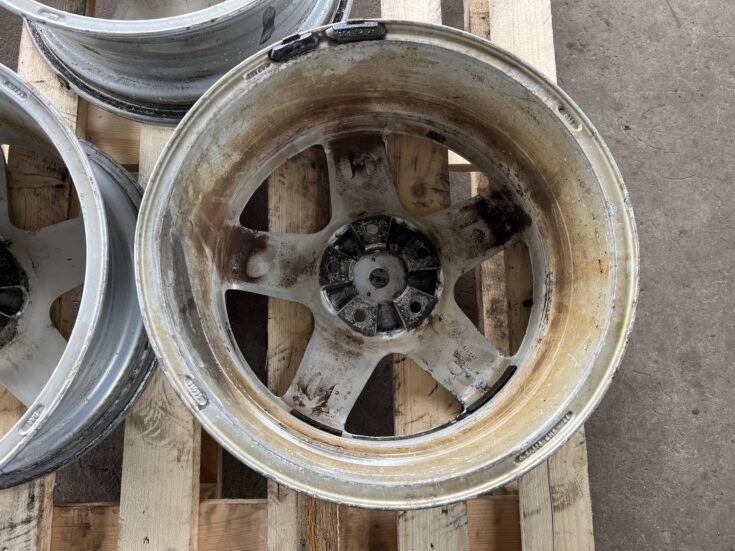 Lietais disks - vieglmetāla priekš PEUGEOT 407 2006