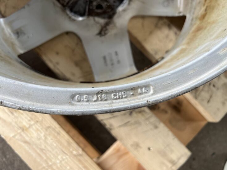 Lietais disks - vieglmetāla priekš PEUGEOT 407 2006