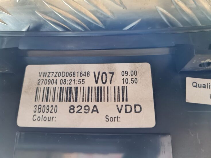 Spidometrs priekš VW PASSAT 2004 UNIVERSAL GREY