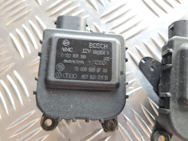 Apsildes sistēmas aktuators priekš VW PASSAT 2004 UNIVERSAL GREY