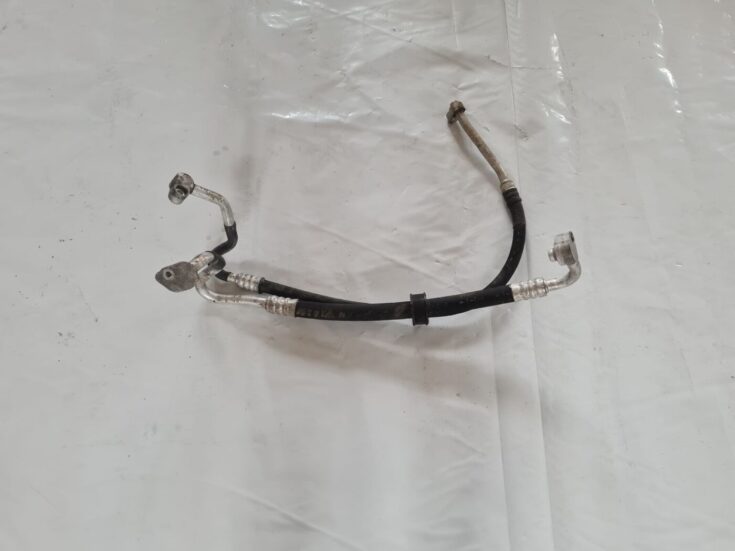 Gaisa kondicioniera caurule priekš VW PASSAT 2004 UNIVERSAL GREY