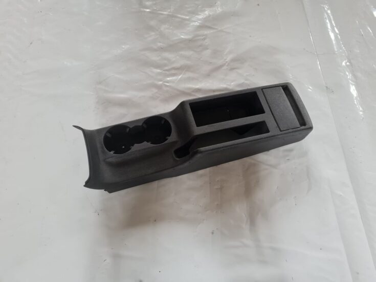 Centrālās konsoles apdares lielākā daļa priekš VW PASSAT 2004 UNIVERSAL GREY