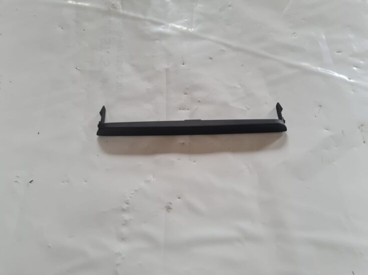 Mērinstrumentu paneļa dekoratīvā uzlika priekš VW PASSAT 2004 UNIVERSAL GREY