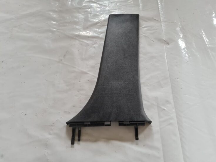 Vidējas salona statnes apdare priekš VW PASSAT 2004 UNIVERSAL GREY