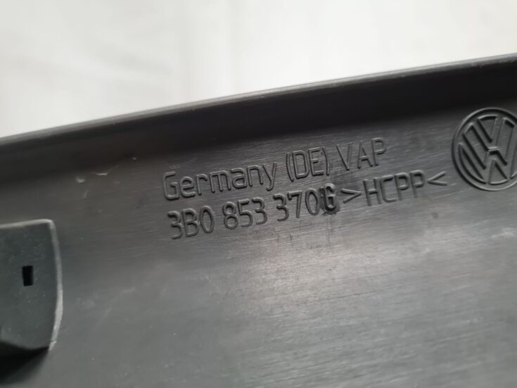 Sliekšņa laba uzlika priekš VW PASSAT 2004 UNIVERSAL GREY