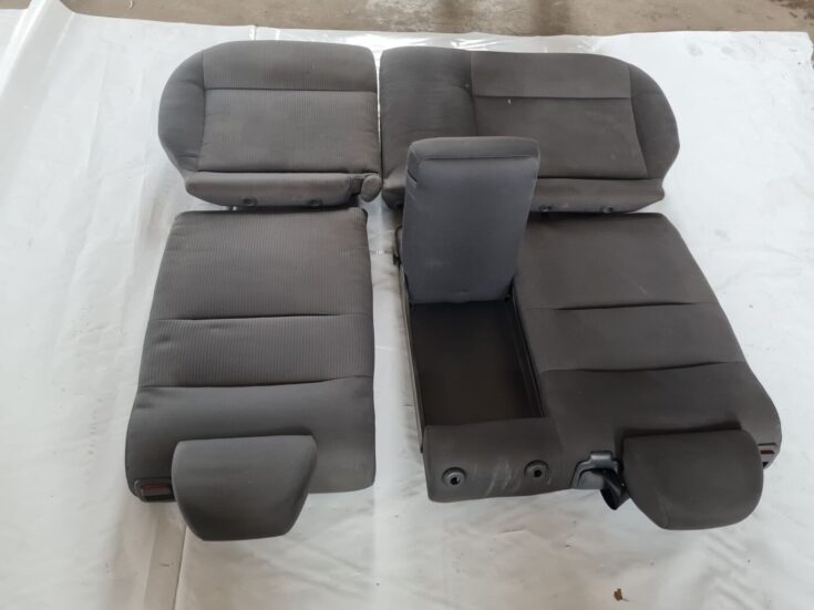 Aizmugurējais sēdeklis priekš VW PASSAT 2004 UNIVERSAL GREY