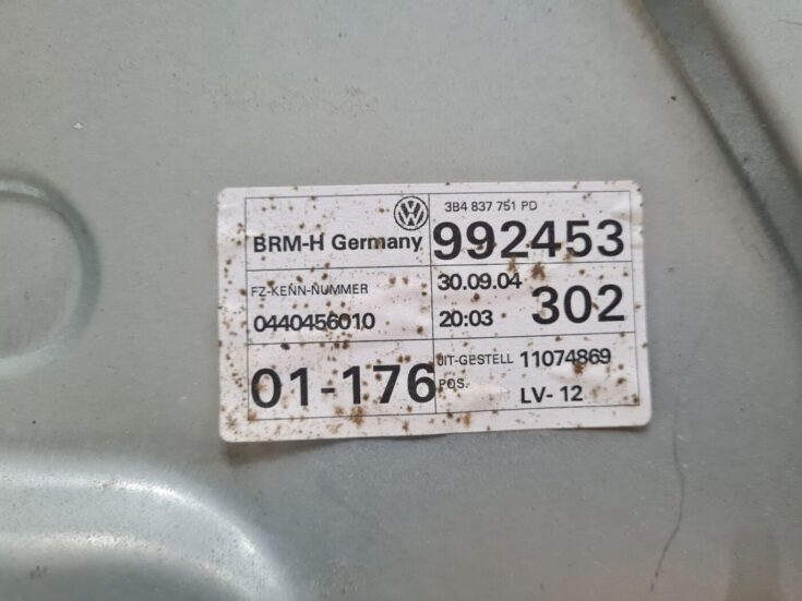 Stikla pacelšanas mehānisma panele priekš VW PASSAT 2004 UNIVERSAL GREY