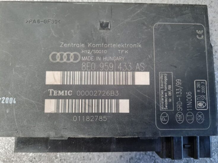 Komforta vadības bloks priekš AUDI A4 AVANT 2004