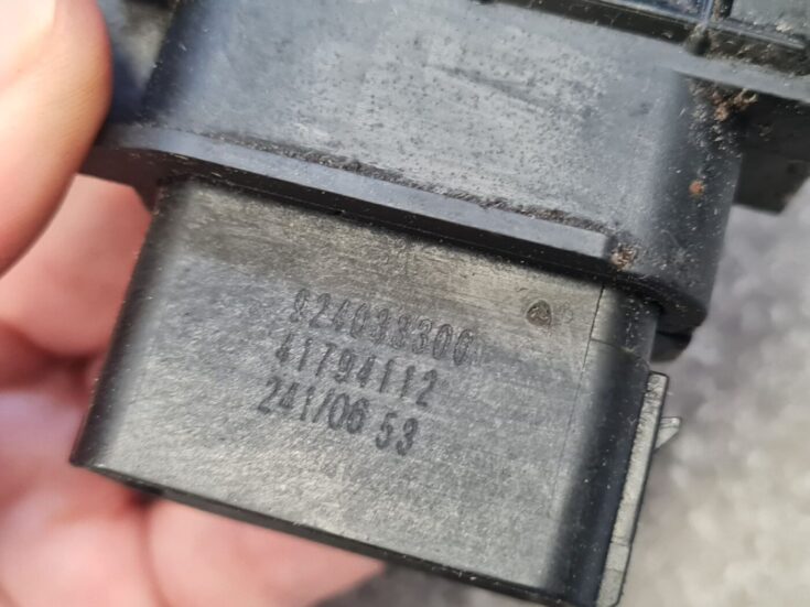 Aizmugurējo kreiso durvju slēdzene priekš FORD FOCUS 2006