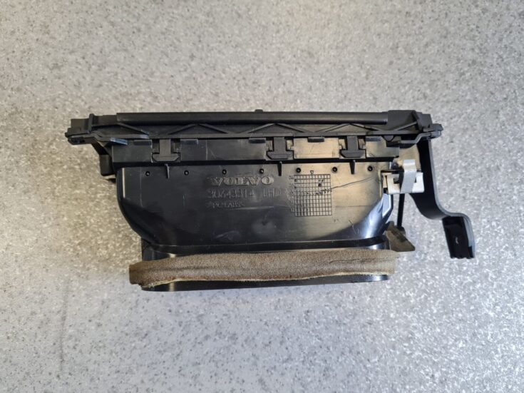 Mērinstrumentu paneļa gaisa vads, pa labi priekš VOLVO S80 2007 GREY