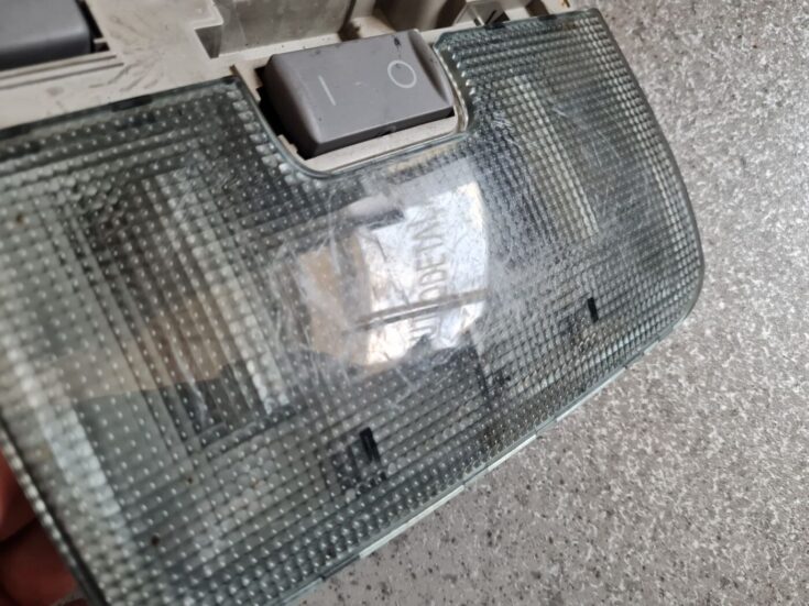 Salona apgaismojuma panelis priekš AUDI A4 1999