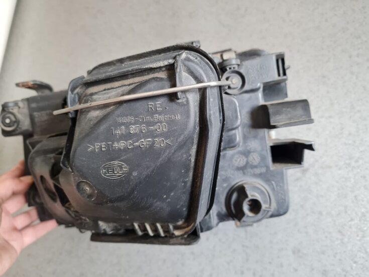 Priekšējais labais lukturis priekš AUDI A6 1994-1997