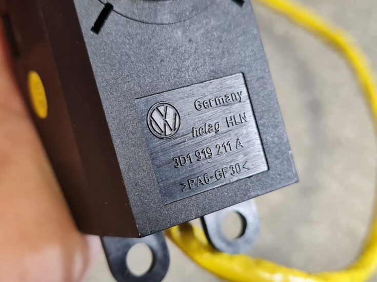 Drošības spilvena izslēgšanas slēdzis priekš VW PHAETON 2003